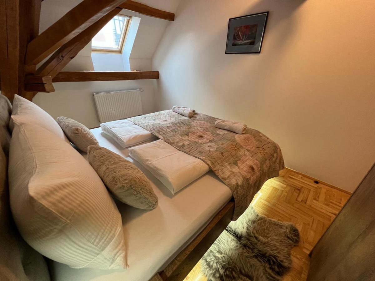 La Luna Rustic Deluxe Apartment With Free Jacuzzi, Bikes & Covered Parking Nasice エクステリア 写真