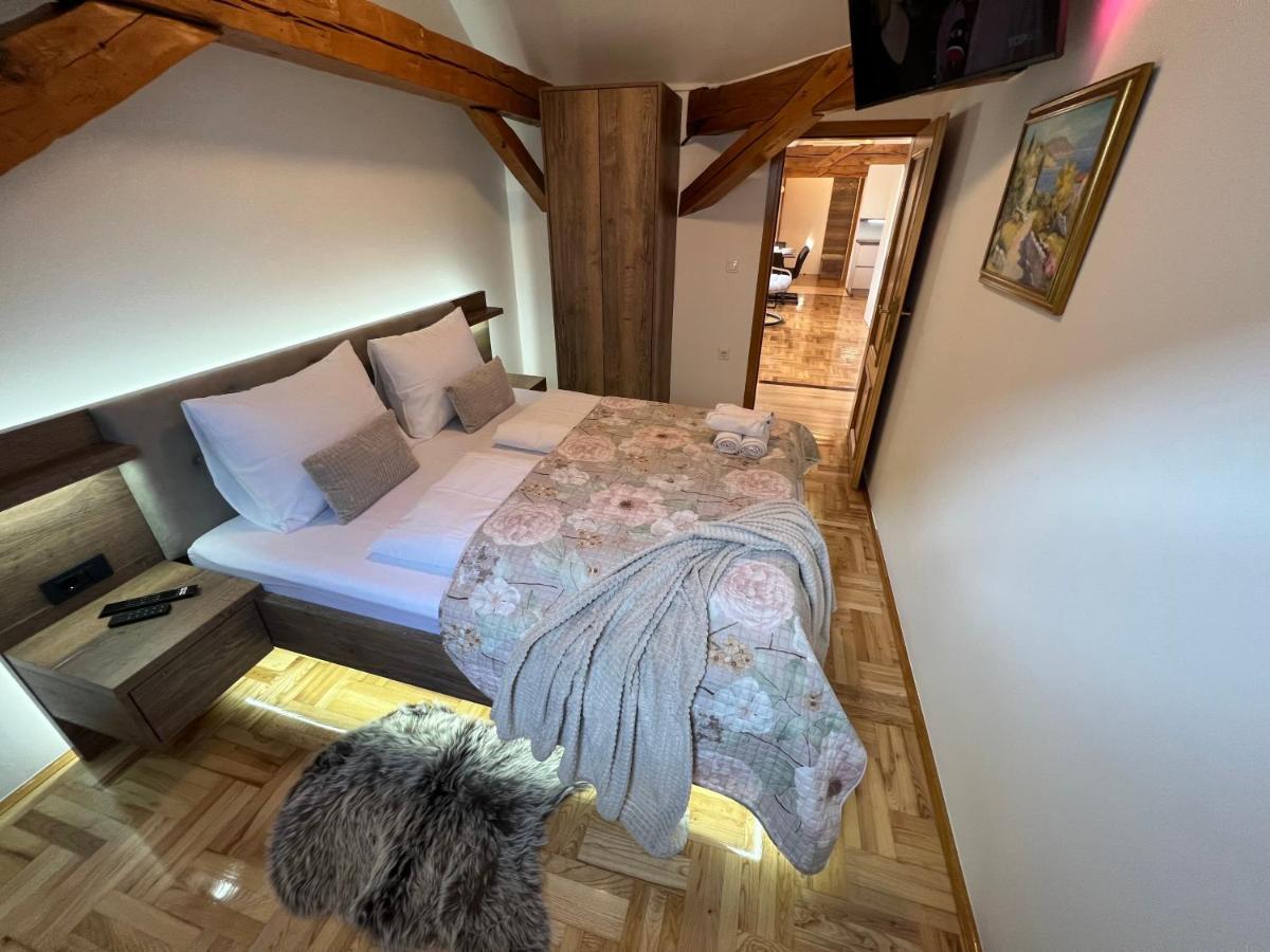 La Luna Rustic Deluxe Apartment With Free Jacuzzi, Bikes & Covered Parking Nasice エクステリア 写真