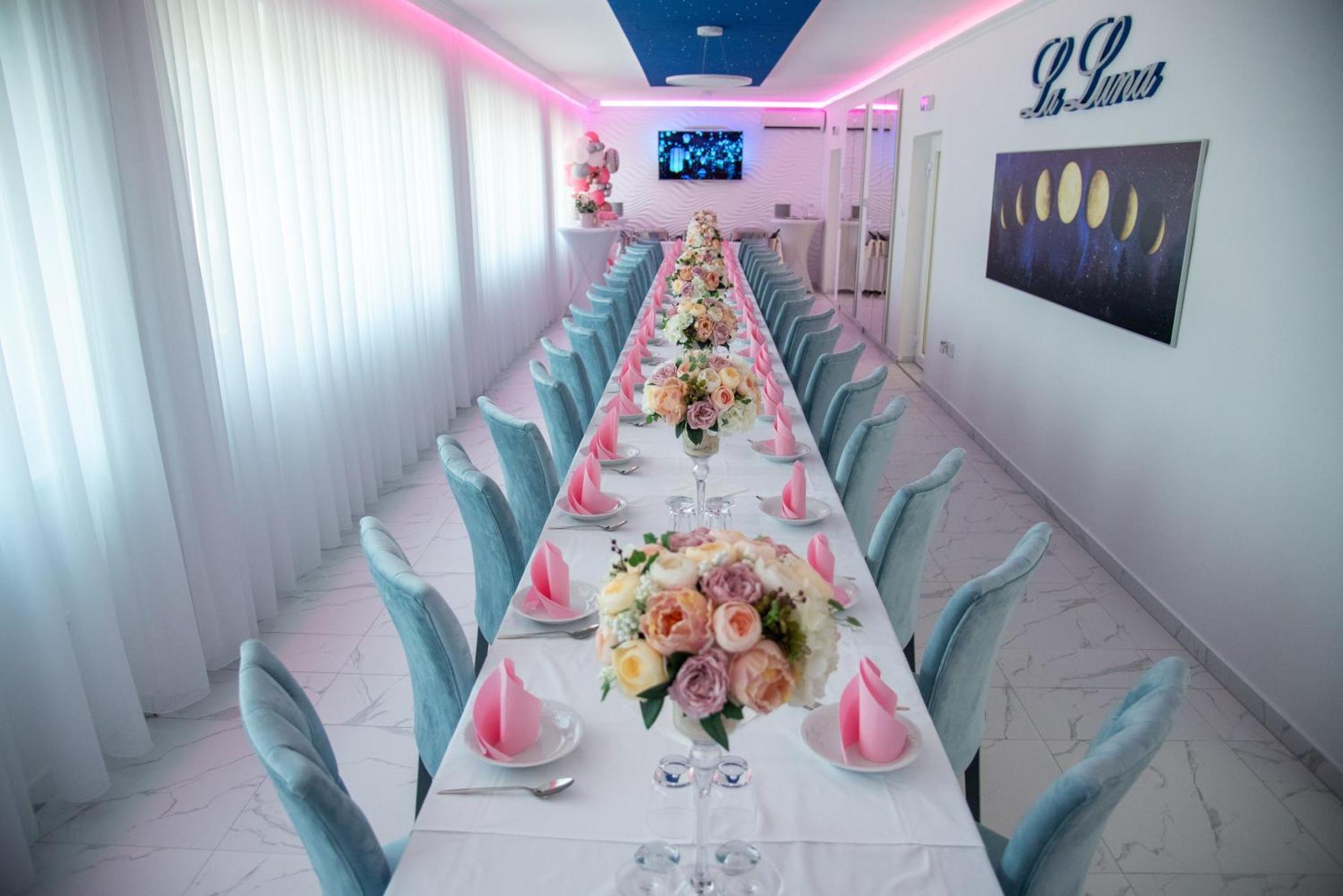 La Luna Rustic Deluxe Apartment With Free Jacuzzi, Bikes & Covered Parking Nasice エクステリア 写真